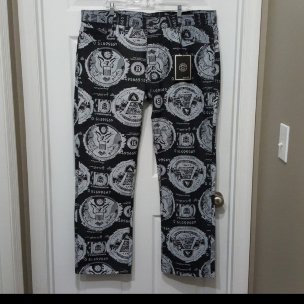 Jeans - Picture 2 of 5